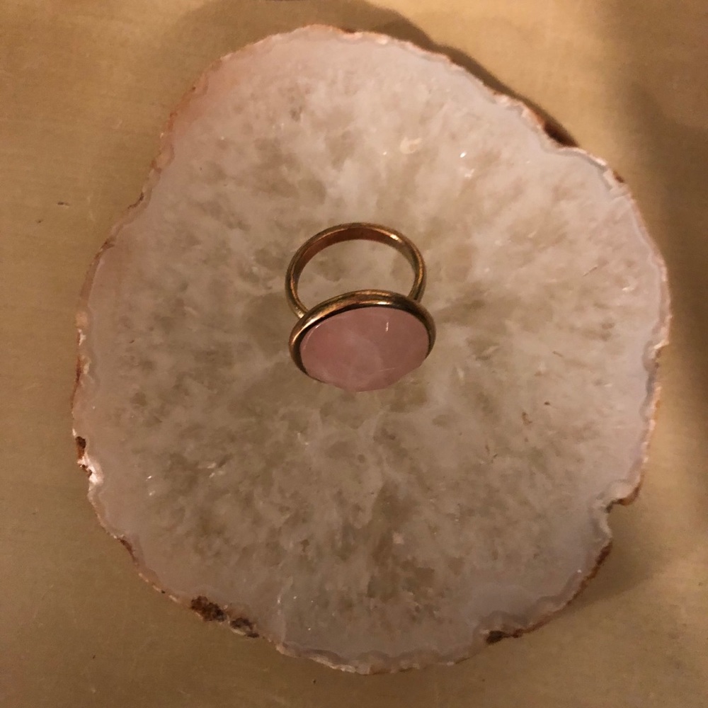 Rose quartz ring